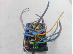 Recambio de caja reles / fusibles para citroën saxo (s0, s1) 1.1 x, sx referencia OEM IAM    2