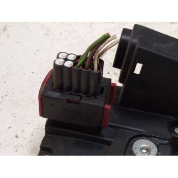 CERRADURA PUERTA DELANTERA DERECHA 