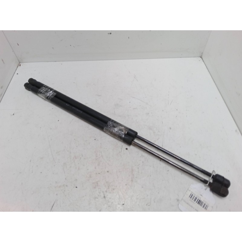 Recambio de amortiguadores malet/porton para toyota corolla verso (zer_, zze12_, r1_) 2.0 d-4d (cur10_) referencia OEM IAM   