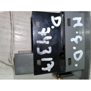 MANDO ELEVALUNAS DELANTERO DERECHO 612W16200 