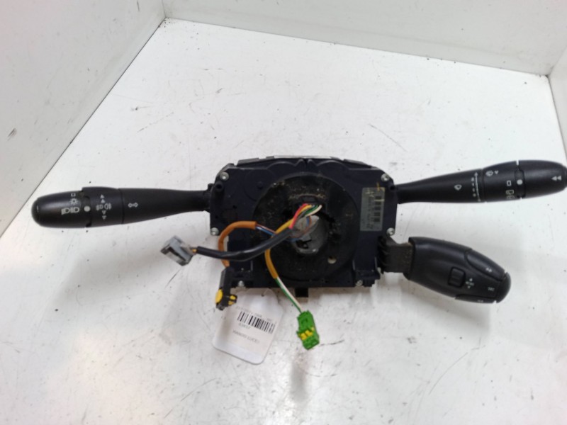 Recambio de mando luces para peugeot 207/207+ (wa_, wc_) 1.6 hdi referencia OEM IAM   