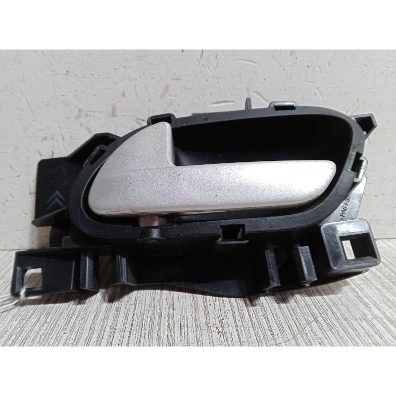Recambio de maneta interior puerta delantera derecha para peugeot 207/207+ (wa_, wc_) 1.4 hdi referencia OEM IAM   