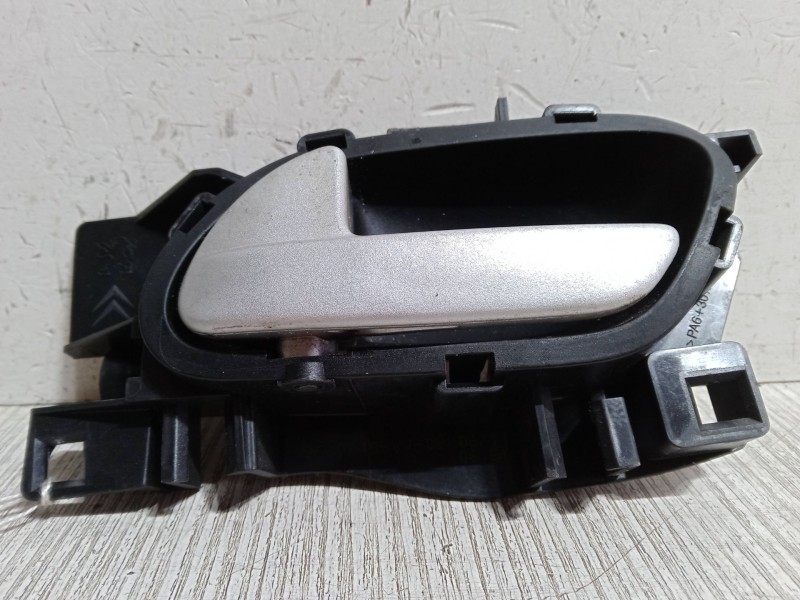 Recambio de maneta interior puerta delantera derecha para peugeot 207/207+ (wa_, wc_) 1.4 hdi referencia OEM IAM    Recambio de maneta interior puerta delantera derecha para peugeot 207/207+ (wa_, wc_) 1.4 hdi referencia OEM IAM