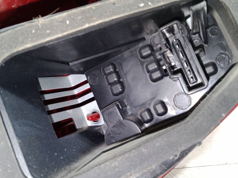 Recambio de piloto led trasero derecho para peugeot 207/207+ (wa_, wc_) 1.4 hdi referencia OEM IAM    Recambio de piloto led trasero derecho para peugeot 207/207+ (wa_, wc_) 1.4 hdi referencia OEM IAM