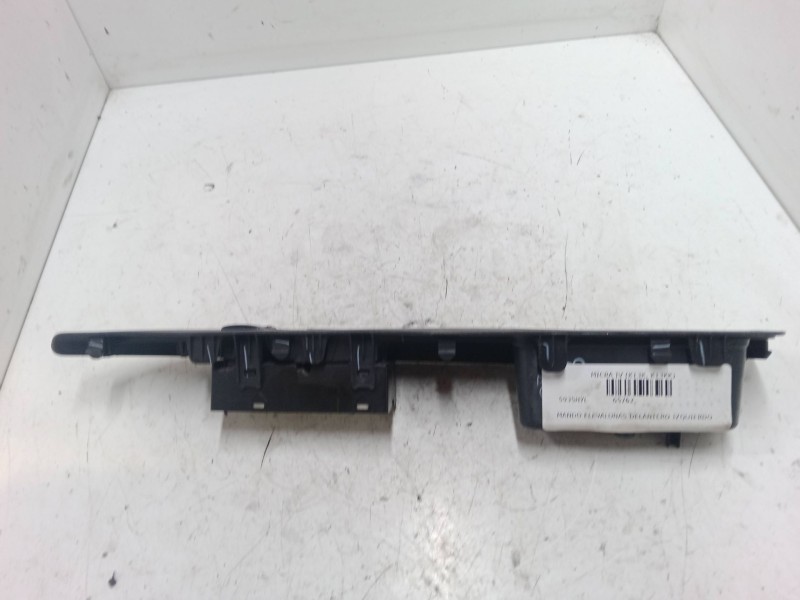 Recambio de mando elevalunas delantero izquierdo para nissan micra iv (k13k, k13kk) 1.2 referencia OEM IAM   