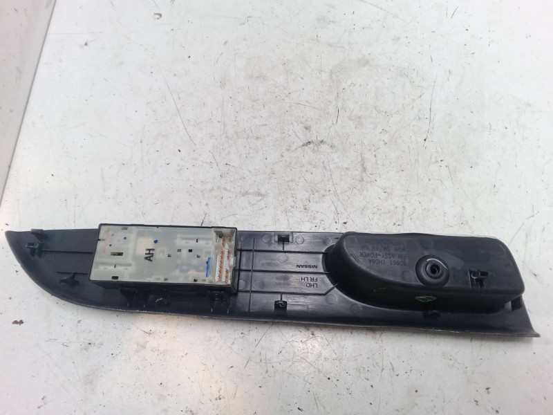 Recambio de mando elevalunas delantero izquierdo para nissan micra iv (k13k, k13kk) 1.2 referencia OEM IAM   