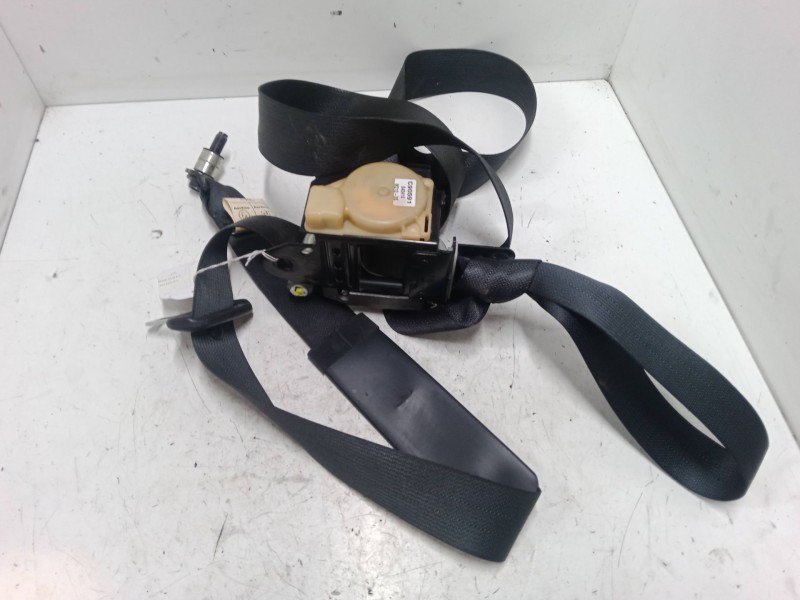 Recambio de cinturon seguridad delantero derecho para nissan micra iv (k13k, k13kk) 1.2 referencia OEM IAM   