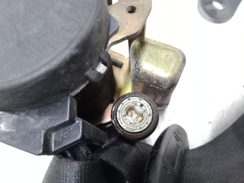 Recambio de cinturon seguridad delantero derecho para peugeot 206 cc (2d) 2.0 s16 referencia OEM IAM   