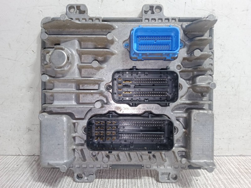 Recambio de centralita motor uce para opel corsa e (x15) 1.3 cdti (08, 68) referencia OEM IAM 395357783  