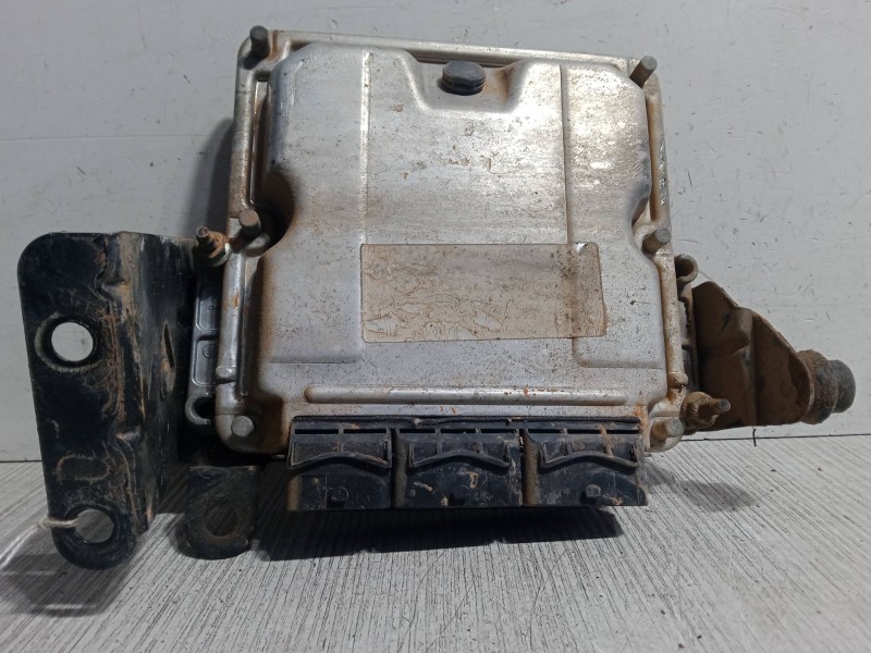 Recambio de centralita motor uce para renault scénic i monospace (ja0/1_, fa0_) 1.9 dci rx4 referencia OEM IAM    Recambio de centralita motor uce para renault scénic i monospace (ja0/1_, fa0_) 1.9 dci rx4 referencia OEM IAM