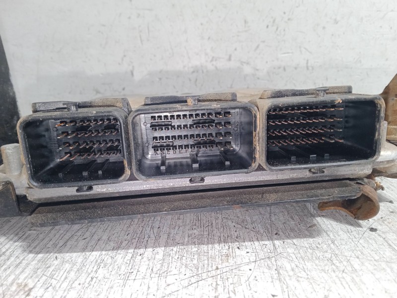 Recambio de centralita motor uce para renault scénic i monospace (ja0/1_, fa0_) 1.9 dci rx4 referencia OEM IAM    Recambio de centralita motor uce para renault scénic i monospace (ja0/1_, fa0_) 1.9 dci rx4 referencia OEM IAM