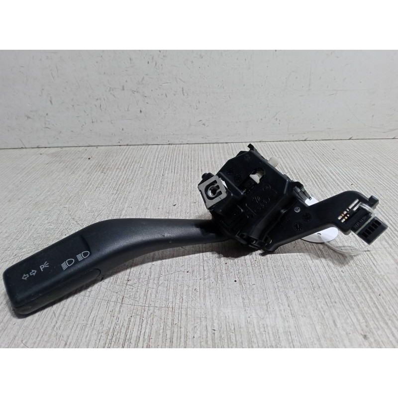 Recambio de mando de intermitencia para volkswagen golf v (1k1) 1.9 tdi referencia OEM IAM 1KO953513   Recambio de mando de intermitencia para volkswagen golf v (1k1) 1.9 tdi referencia OEM IAM 1KO953513