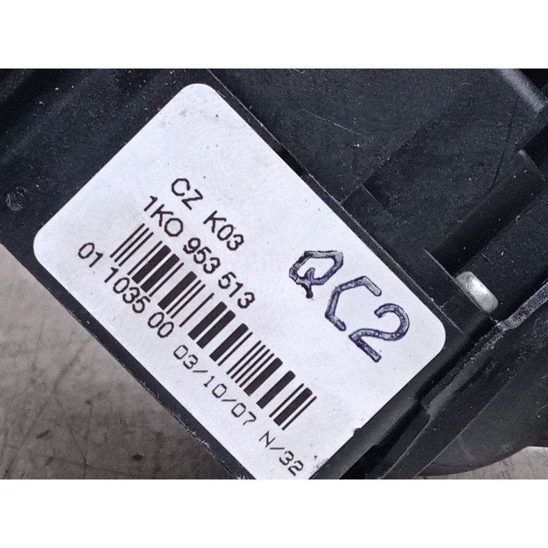 Recambio de mando de intermitencia para volkswagen golf v (1k1) 1.9 tdi referencia OEM IAM 1KO953513   Recambio de mando de intermitencia para volkswagen golf v (1k1) 1.9 tdi referencia OEM IAM 1KO953513