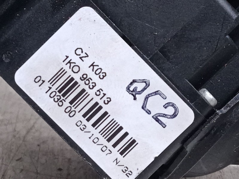 Recambio de mando de intermitencia para volkswagen golf v (1k1) 1.9 tdi referencia OEM IAM 1KO953513   Recambio de mando de intermitencia para volkswagen golf v (1k1) 1.9 tdi referencia OEM IAM 1KO953513