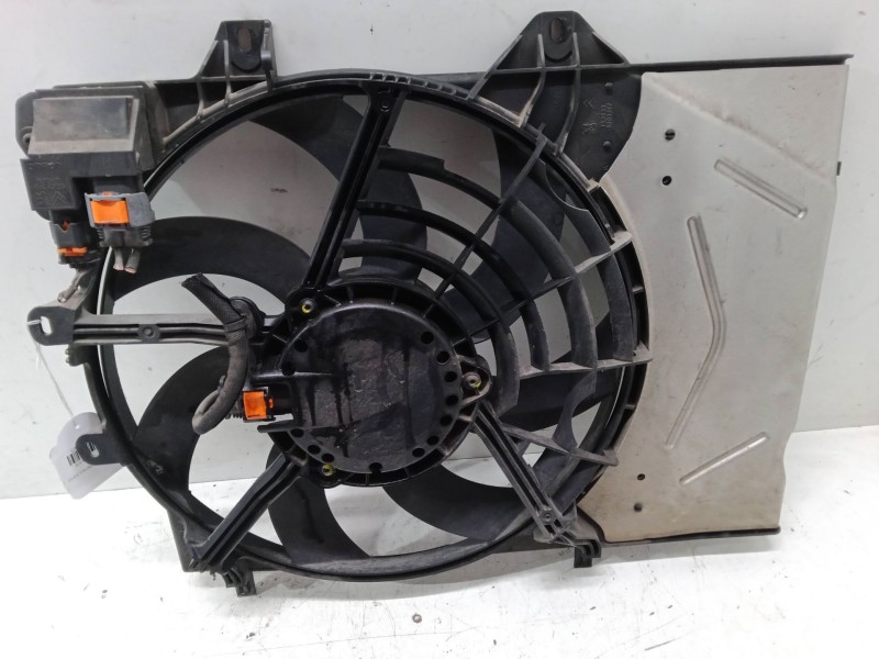 Recambio de electroventilador para citroën c4 cactus 1.2 thp 110 referencia OEM IAM   