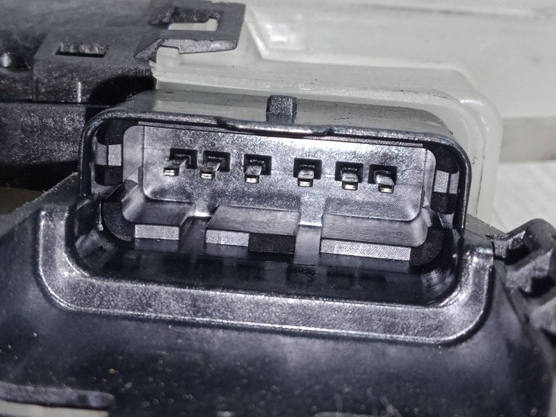 Recambio de cerradura puerta trasera izquierda para citroën c4 cactus 1.2 thp 110 referencia OEM IAM   