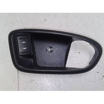 MANDO ELEVALUNAS DELANTERO DERECHO 6M21 U226A36 