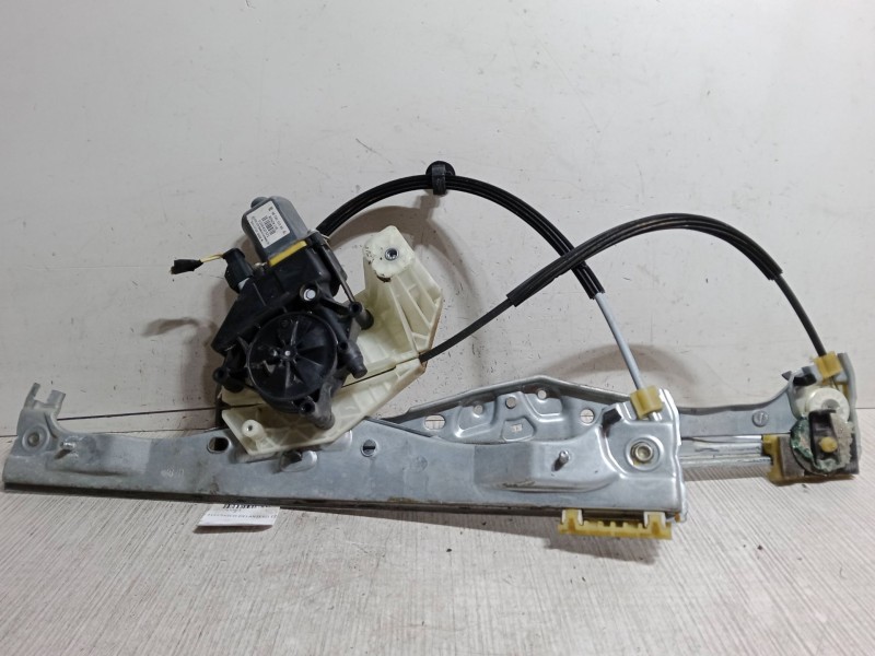 Recambio de elevalunas electrico delantero izquierdo para citroën c4 cactus 1.2 thp 110 referencia OEM IAM   