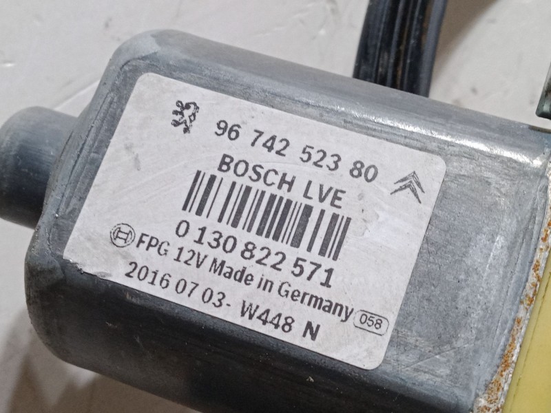 Recambio de elevalunas electrico delantero izquierdo para citroën c4 cactus 1.2 thp 110 referencia OEM IAM   