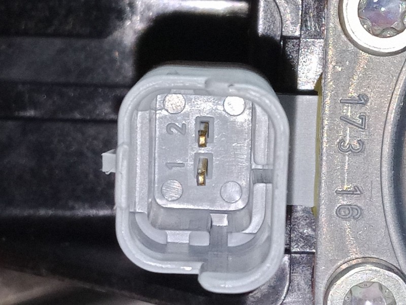 Recambio de elevalunas electrico delantero izquierdo para citroën c4 cactus 1.2 thp 110 referencia OEM IAM   