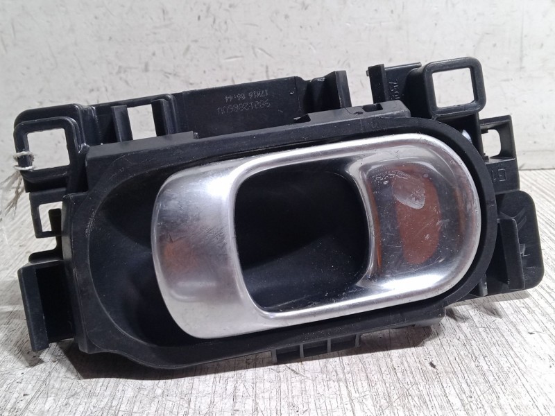 Recambio de maneta interior puerta delantera izquierda para citroën c4 cactus 1.2 thp 110 referencia OEM IAM   