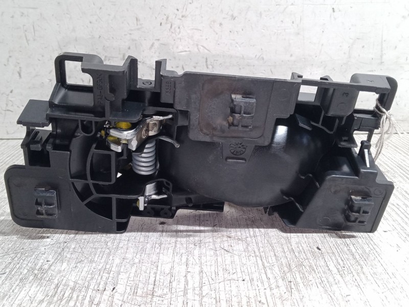 Recambio de maneta interior puerta delantera izquierda para citroën c4 cactus 1.2 thp 110 referencia OEM IAM   