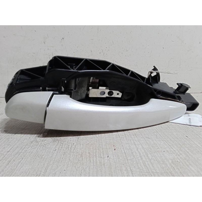 Recambio de maneta exterior puerta delantera izquierda para citroën c4 cactus 1.2 thp 110 referencia OEM IAM   