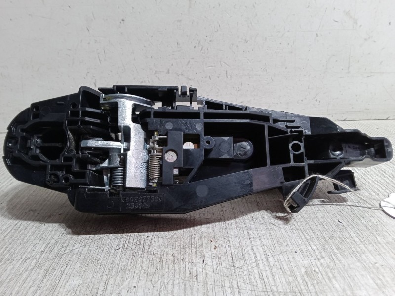 Recambio de maneta exterior puerta delantera izquierda para citroën c4 cactus 1.2 thp 110 referencia OEM IAM   