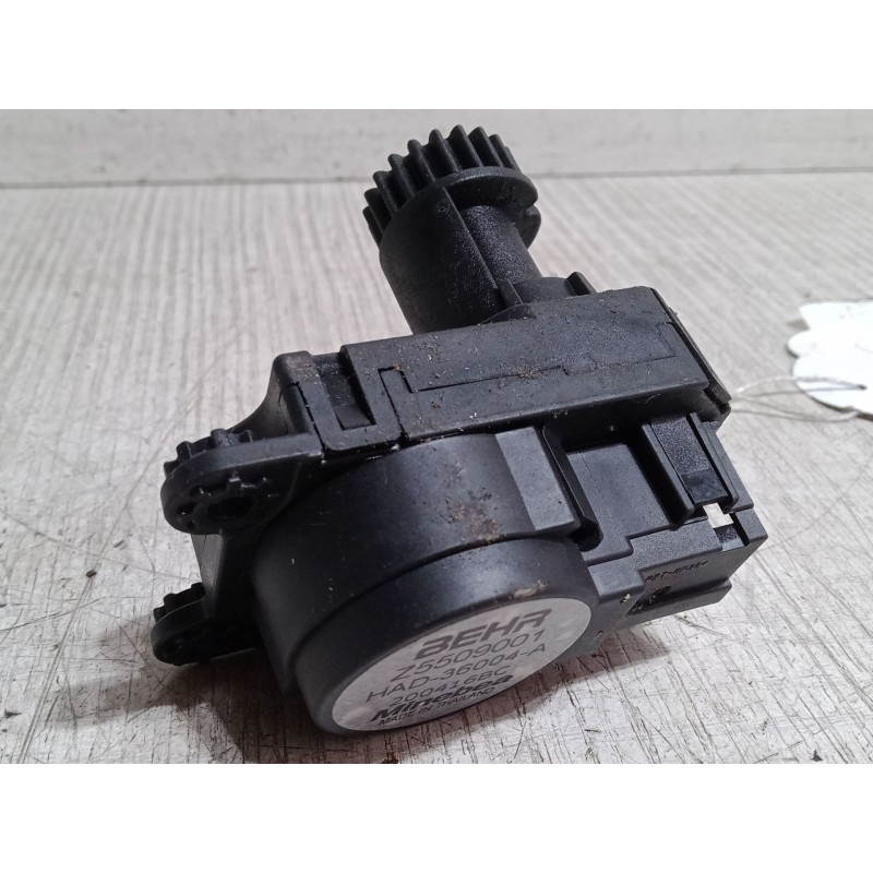 Recambio de motor apertura trampillas climatizador para citroën c4 cactus 1.2 thp 110 referencia OEM IAM   