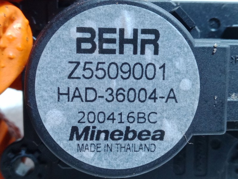 Recambio de motor apertura trampillas climatizador para citroën c4 cactus 1.2 thp 110 referencia OEM IAM   