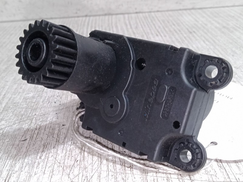 Recambio de motor apertura trampillas climatizador para citroën c4 cactus 1.2 thp 110 referencia OEM IAM   