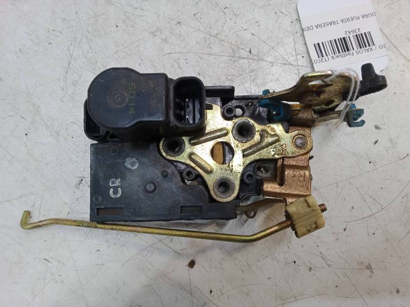 CERRADURA PUERTA TRASERA DERECHA 