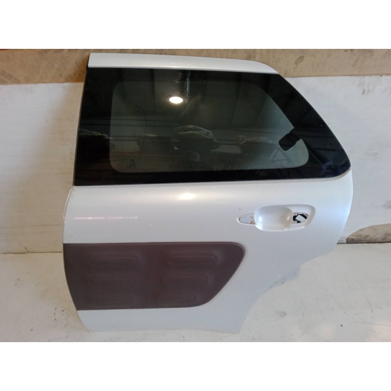 Recambio de puerta trasera izquierda para citroën c4 cactus 1.2 thp 110 referencia OEM IAM   