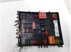 Recambio de caja reles / fusibles para volkswagen golf v (1k1) 1.9 tdi referencia OEM IAM