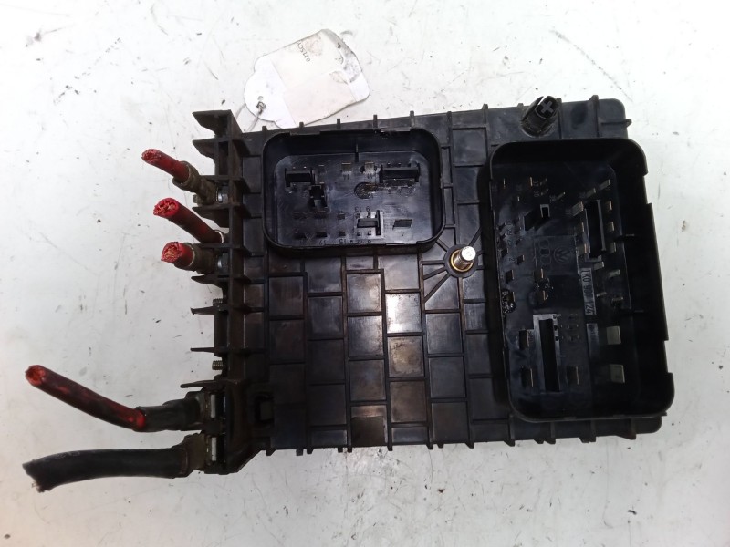 Recambio de caja reles / fusibles para volkswagen golf v (1k1) 1.9 tdi referencia OEM IAM   