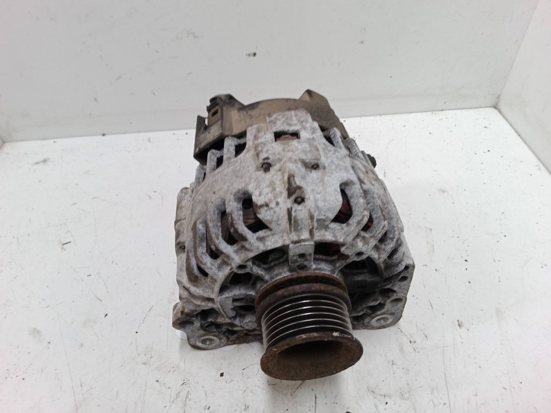 Recambio de alternador para seat ibiza iv (6j5, 6p1) 1.4 referencia OEM IAM 037903025T  