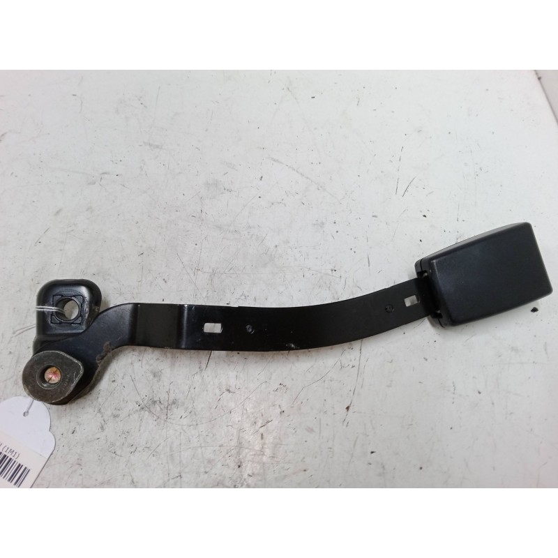 Recambio de anclaje cinturon delantero derecho para seat leon (1m1) 1.6 16 v referencia OEM IAM   