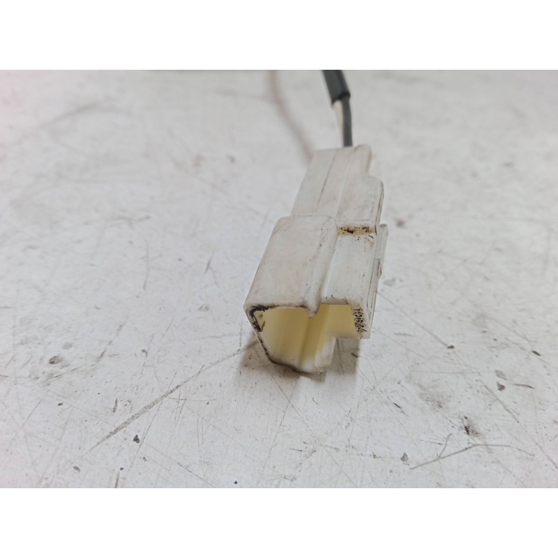 Recambio de anclaje cinturon delantero izquierdo para jeep grand cherokee ii (wj, wg) 3.1 td 4x4 referencia OEM IAM    Recambio de anclaje cinturon delantero izquierdo para jeep grand cherokee ii (wj, wg) 3.1 td 4x4 referencia OEM IAM