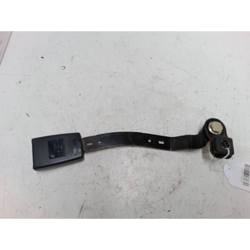 Recambio de anclaje cinturon delantero izquierdo para seat leon (1m1) 1.6 16 v referencia OEM IAM   