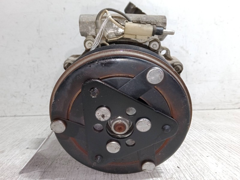 Recambio de compresor a/a para dacia sandero 1.2 16v referencia OEM IAM 8200840899  SD6V121911
