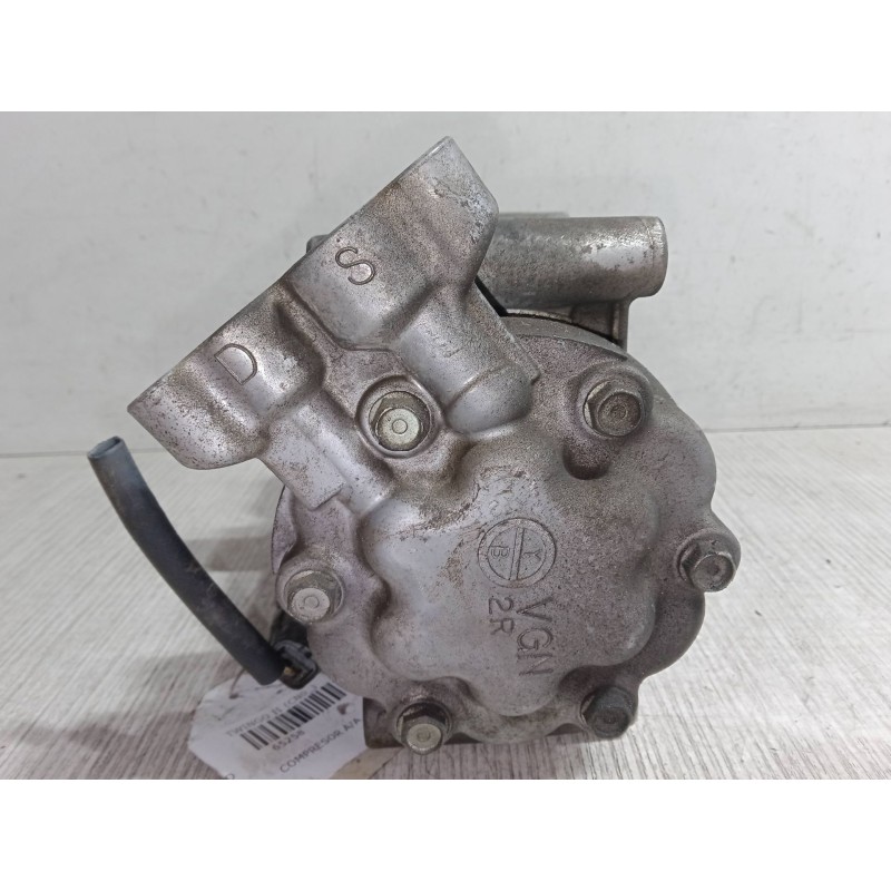 Recambio de compresor a/a para renault twingo ii (cn0_) 1.2 16v (cn04, cn0a, cn0b) referencia OEM IAM 8200819568  