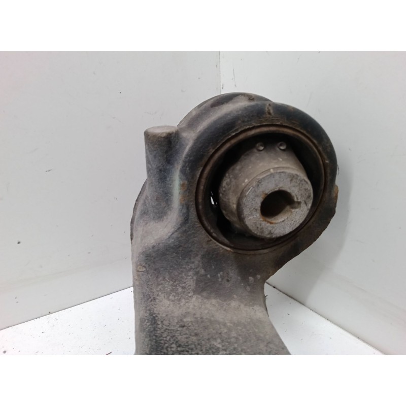 Recambio de brazo suspension inferior delantero derecho para volkswagen transporter t5 furgoneta (7ha, 7hh, 7ea, 7eh) 2.0 refere Recambio de brazo suspension inferior delantero derecho para volkswagen transporter t5 furgoneta (7ha, 7hh, 7ea, 7eh) 2.0 refere