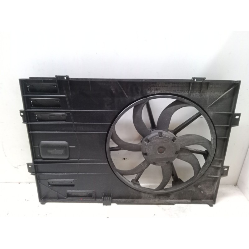 Recambio de electroventilador para volkswagen transporter t5 furgoneta (7ha, 7hh, 7ea, 7eh) 2.0 referencia OEM IAM 7E0121201Q   Recambio de electroventilador para volkswagen transporter t5 furgoneta (7ha, 7hh, 7ea, 7eh) 2.0 referencia OEM IAM 7E0121201Q