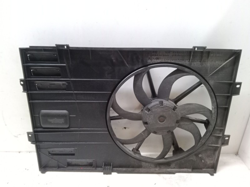 Recambio de electroventilador para volkswagen transporter t5 furgoneta (7ha, 7hh, 7ea, 7eh) 2.0 referencia OEM IAM 7E0121201Q   Recambio de electroventilador para volkswagen transporter t5 furgoneta (7ha, 7hh, 7ea, 7eh) 2.0 referencia OEM IAM 7E0121201Q