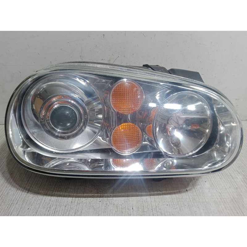 Recambio de faro derecho xenon para volkswagen golf iv (1j1) 1.8 t referencia OEM IAM 1305305912  