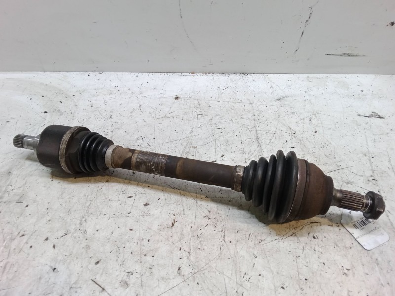 Recambio de transmision delantera izquierda para peugeot partner tepee 1.6 hdi 90 referencia OEM IAM    Recambio de transmision delantera izquierda para peugeot partner tepee 1.6 hdi 90 referencia OEM IAM