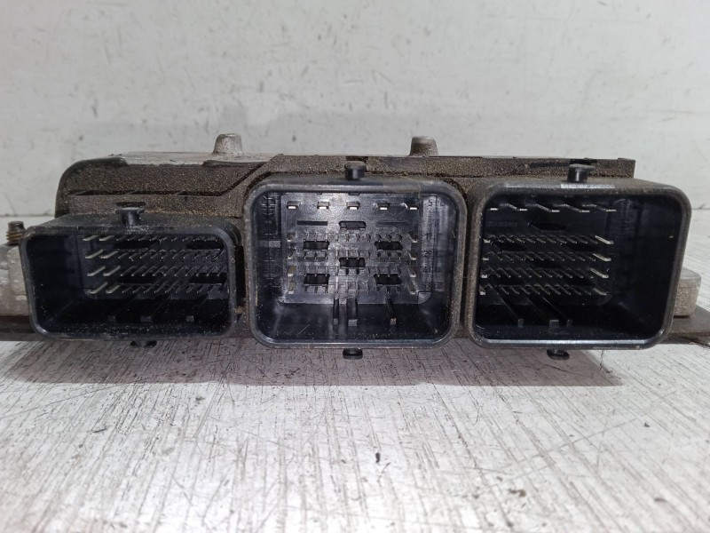 Recambio de centralita motor uce para citroën c4 grand picasso i (ua_) 2.0 hdi 150 referencia OEM IAM 9666912580 28303589 967756