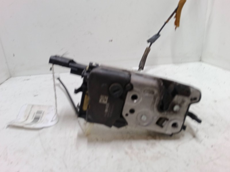 Recambio de cerradura puerta delantera derecha para peugeot partner tepee 1.6 hdi 90 referencia OEM IAM PSA828405   Recambio de cerradura puerta delantera derecha para peugeot partner tepee 1.6 hdi 90 referencia OEM IAM PSA828405