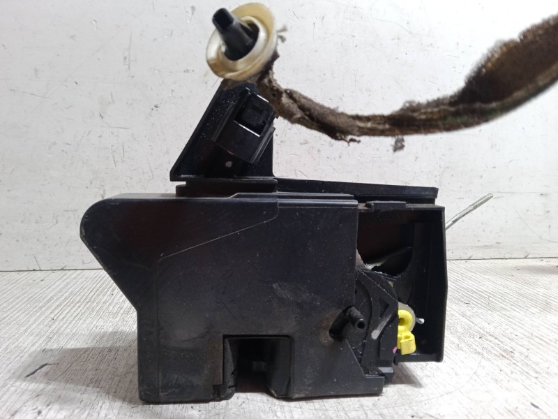 Recambio de cerradura puerta trasera izquierda para dacia sandero ii tce 90 (b8m1, b8ma) referencia OEM IAM 825033052R  