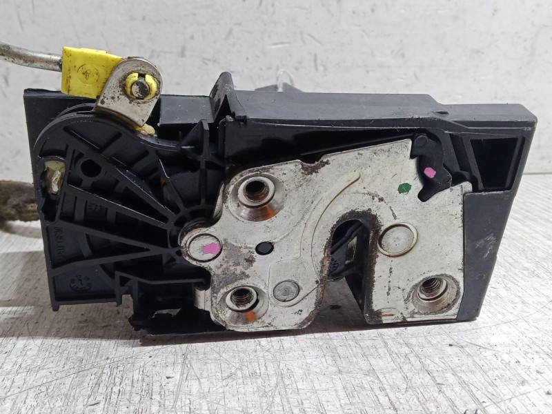 Recambio de cerradura puerta trasera izquierda para dacia sandero ii tce 90 (b8m1, b8ma) referencia OEM IAM 825033052R  